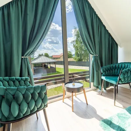 Holiday home Village Sauna & Jacuzzi & Netflix Tworkowa