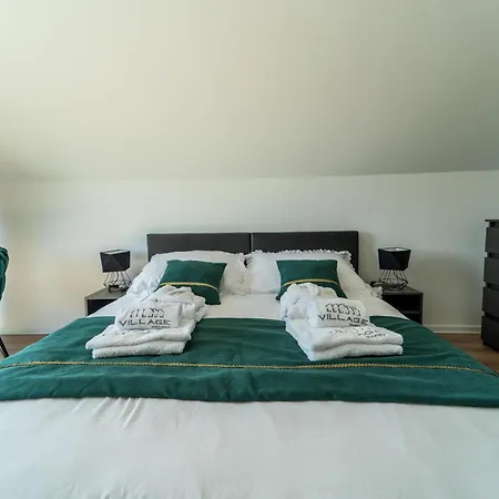 Holiday home Village Sauna & Jacuzzi & Netflix Tworkowa